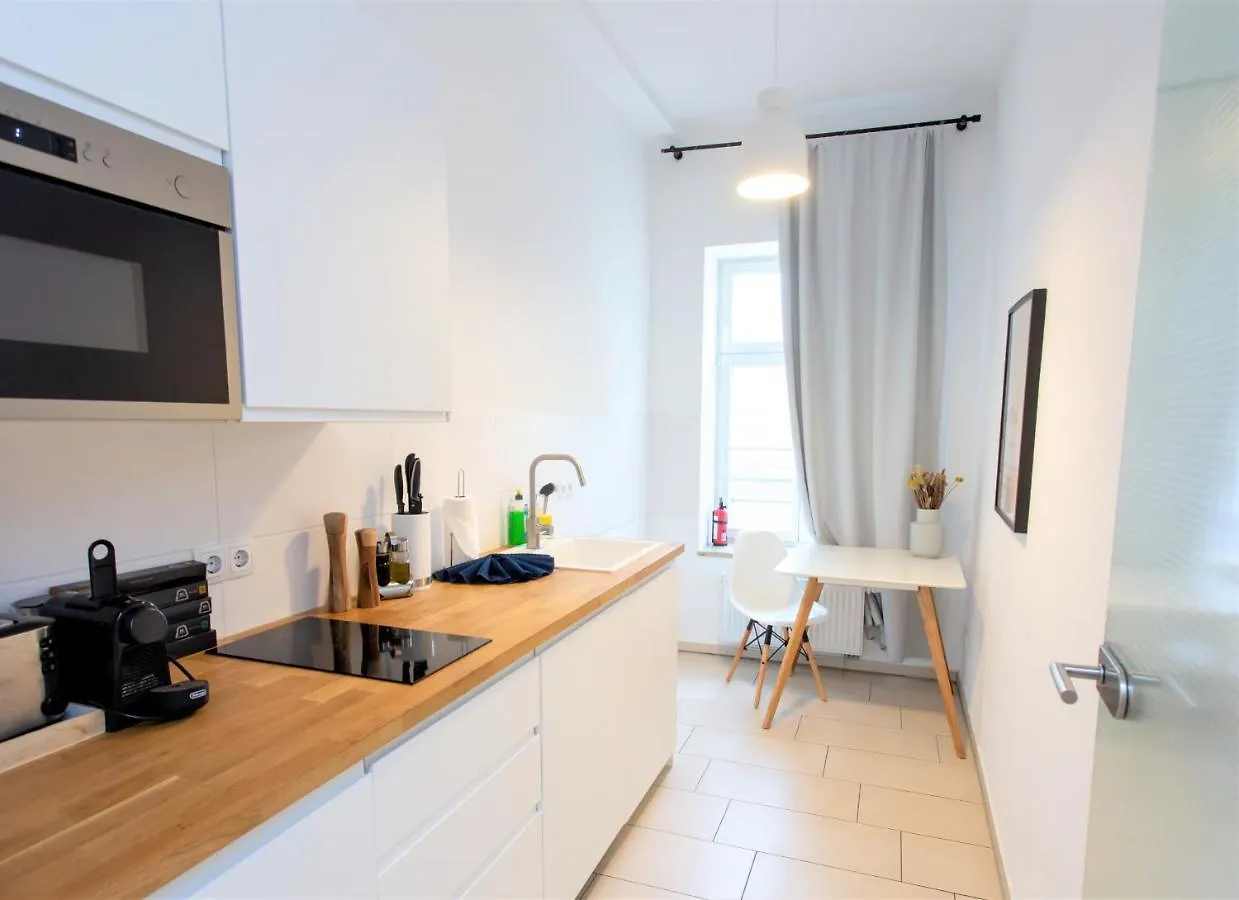 Luxus-Apartment Im Herzen Von Leipzig - Kostenloser Parkplatz In Videouberwachter Tiefgarage