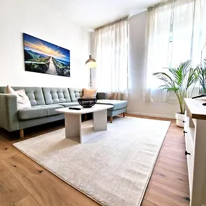Happyside - Sm00th - Landhaustil - Wlan - Nespresso Apartment