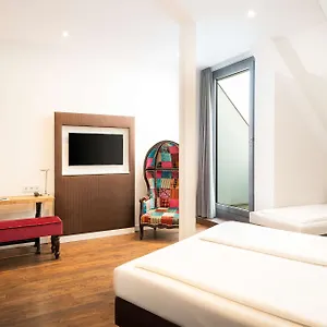4* Hotel Elaya Center